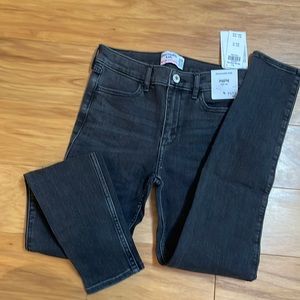 Abercrombie black high rise jegging, slim 11/12